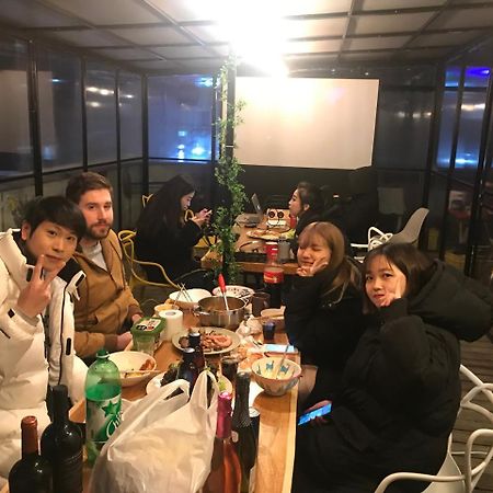 Fun Fun Stay Guesthouse Seul Esterno foto