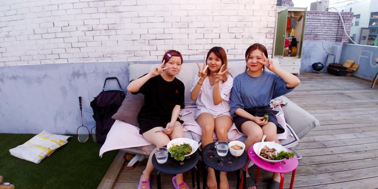 Fun Fun Stay Guesthouse Seul Esterno foto