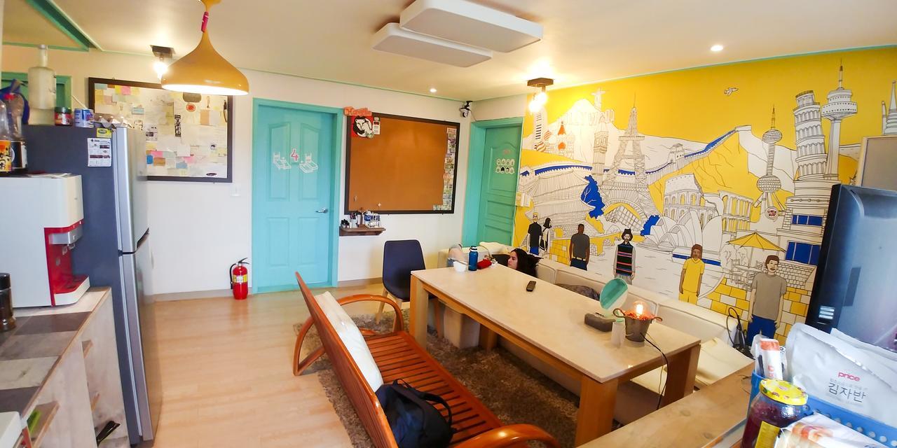 Fun Fun Stay Guesthouse Seul Esterno foto